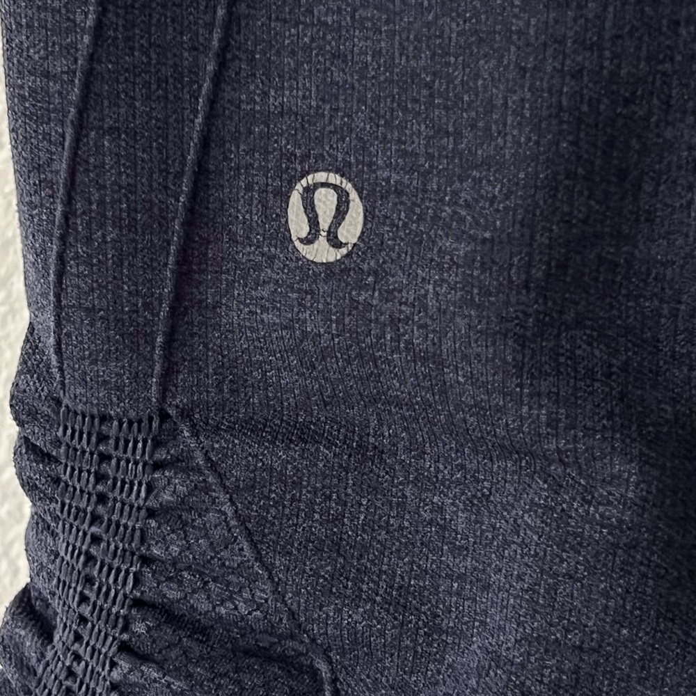Lululemon In The Flow Crop Yoga Lounge Leggings Gray Size 6 - Picture 7 of 13